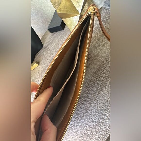 Walden Croc-Embossed Leather iPad Clutch Bag - Picture 5 of 6